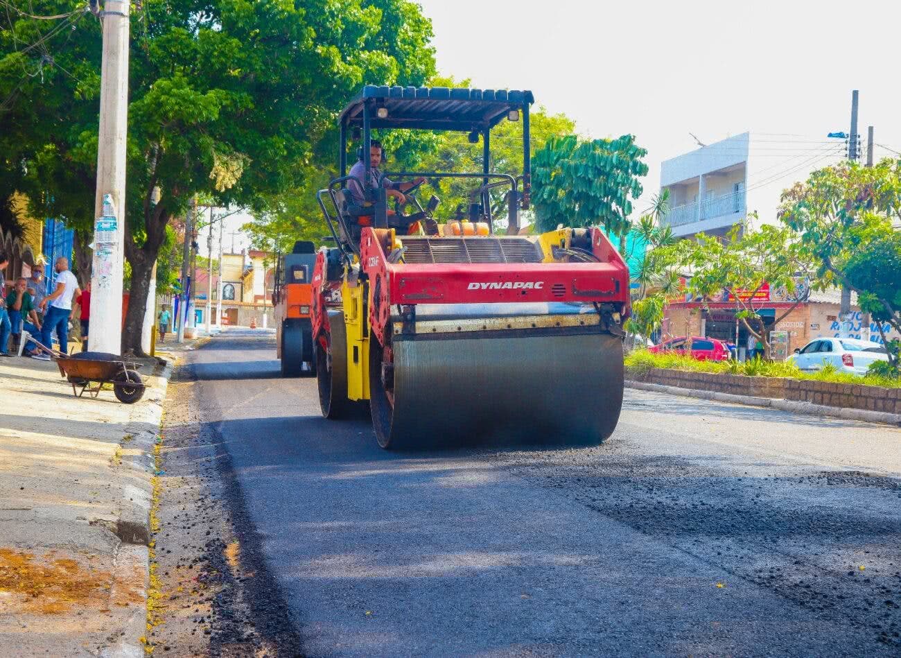 Ruas do Rochdale são recapeadas