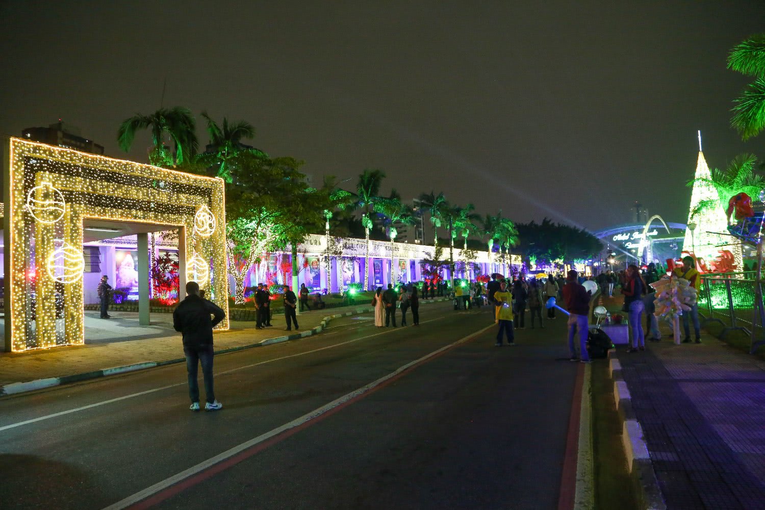 Tradicional decoração de natal de Osasco pode não acontecer