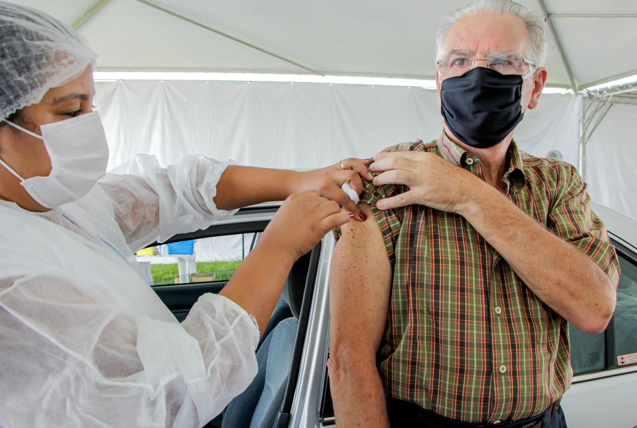 Prefeitura de Carapicuíba antecipa vacinação dos idosos a partir de 71 anos